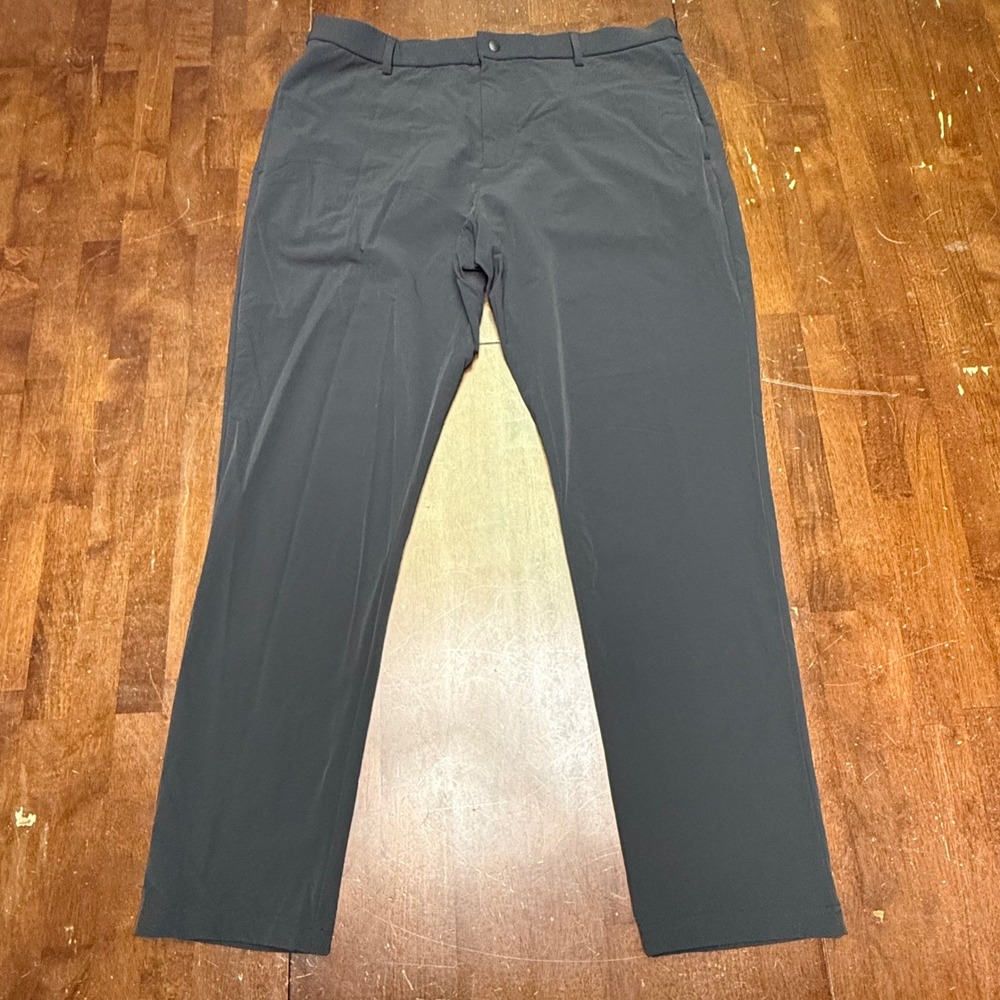 Bearbottom Chino Pants Mens XL 36/30 Dark Gray Blk Stretch Performance Technical